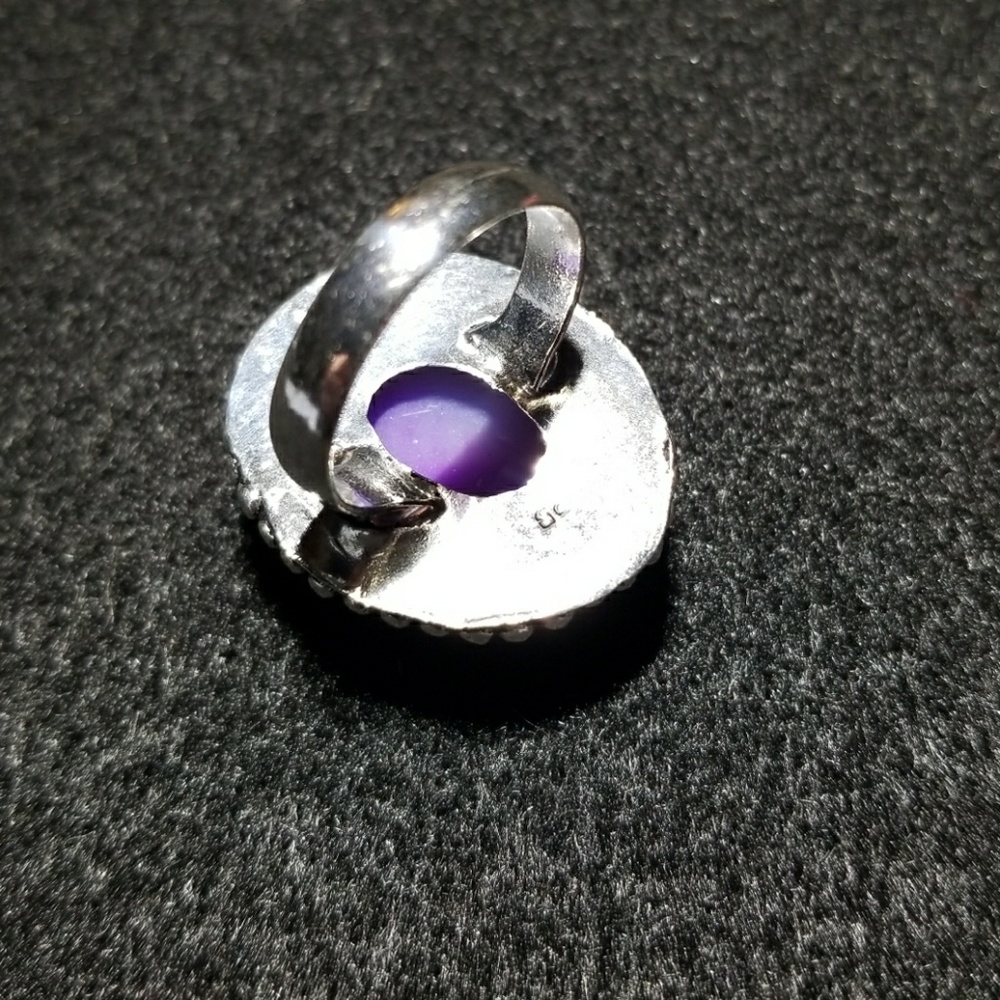 Size 7 ring - Picture 3 of 3